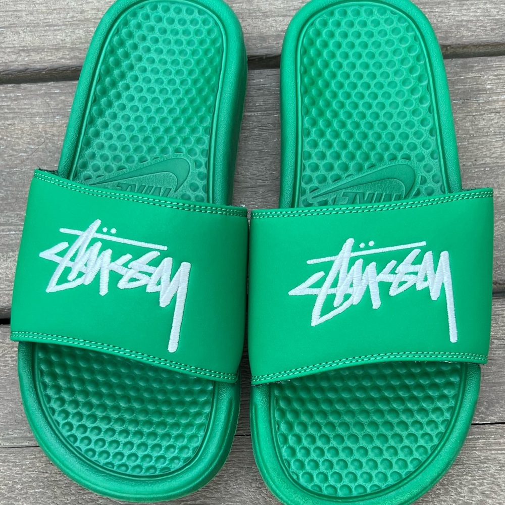 RARE Nike x Stussy Bensassi Green Slides!
